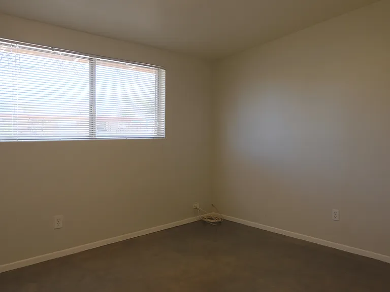 3757 E Lee St — Photo 14