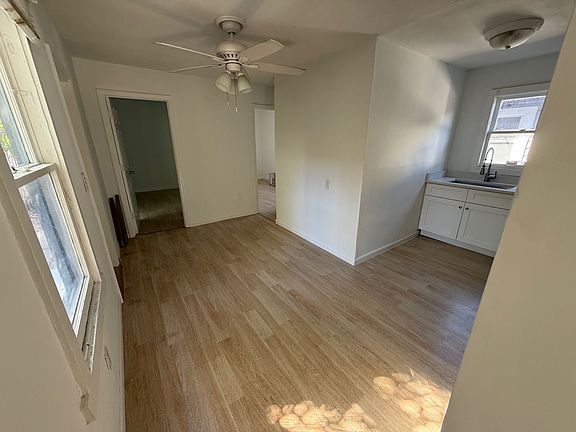 3rd image of 527 N K St