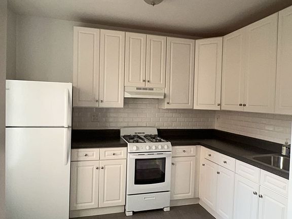 4th image of 39-26 62nd St #1C