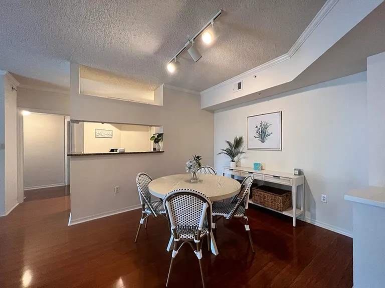1306 Tuscany Way #306 — Photo 5