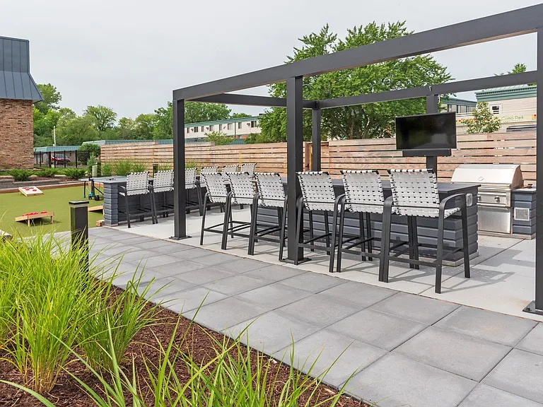 Hamline Pointe Apartments — Photo 4