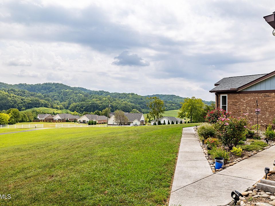 2485 Maples Branch Rd, Sevierville, TN 37876 Zillow