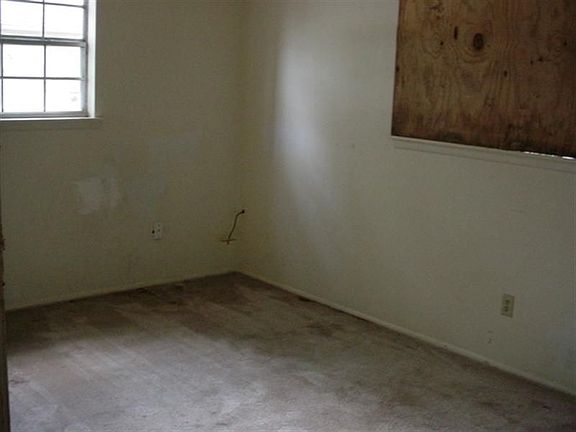 5th image of 2544 Tandy Dr