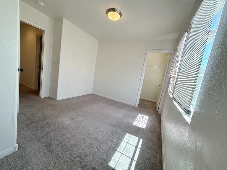 6356 Tomahawk Mill Ct — Photo 5