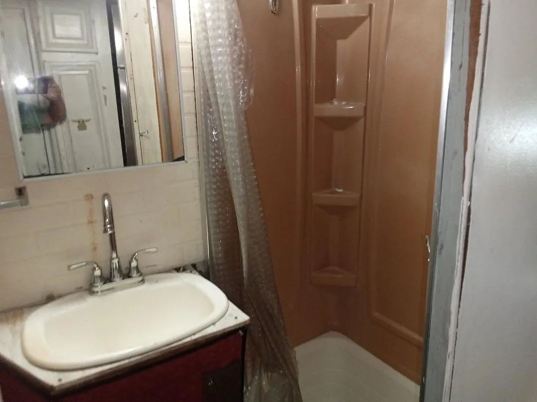 1 bed, 250 sqft, $635 — Photo 4