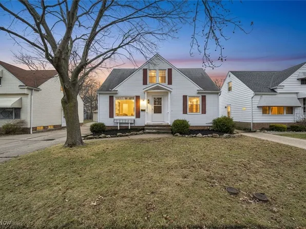 375 Beechwood Dr, Willowick, OH 44095
