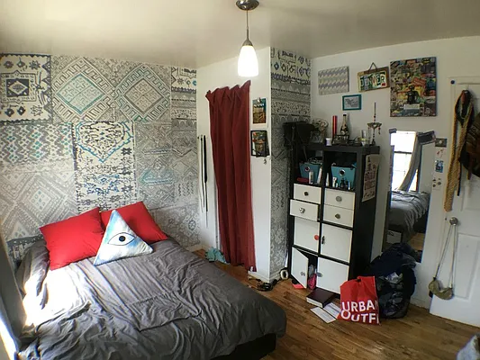 Rented by Bond New York | media 29