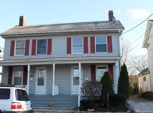25-27 E Johnston St, Washington, NJ 07882