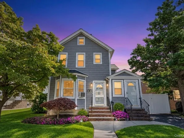 63 S Franklin Avenue, Valley Stream, NY 11580