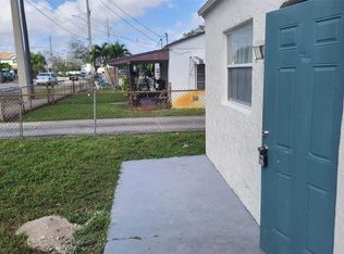 102 NW 1st Ave, Hallandale, FL 33009