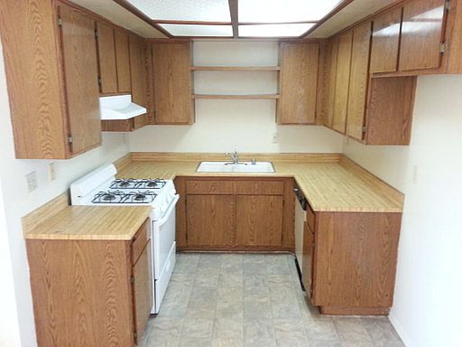 2nd image of 3137 W 139th St APT 316