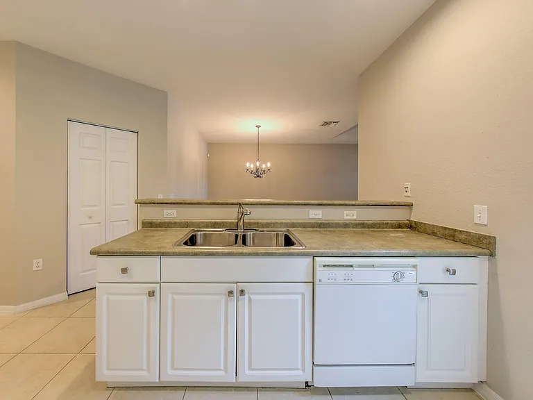 1868 S Dovetail Dr #C2 — Photo 10