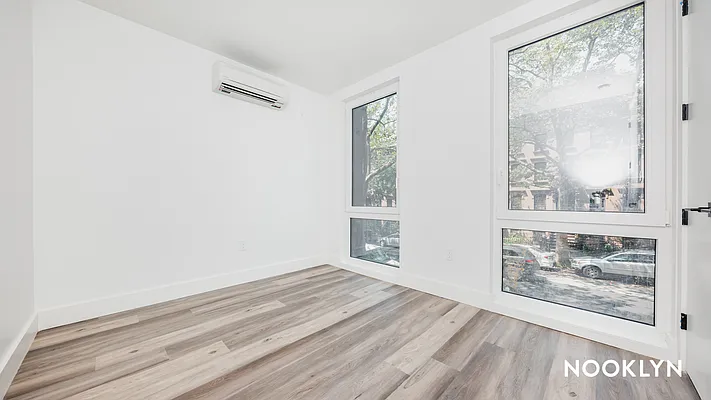 Rented by Nooklyn NYC LLC | media 29