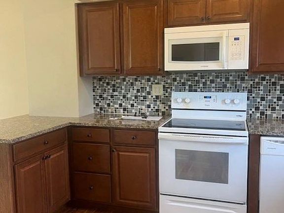 2nd image of 3760 Cedarwood Ct