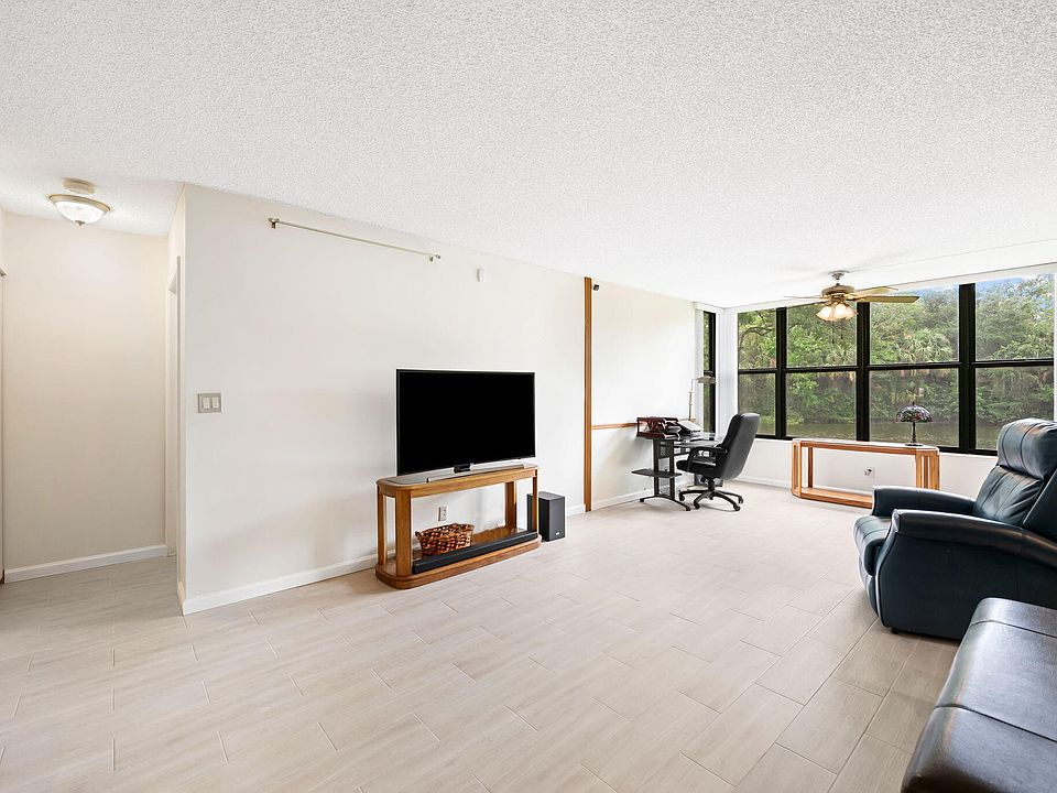 1st image of 2908 Carambola Circle #101-b