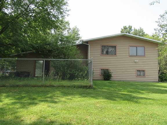 2nd image of 51054 Winding Waters Ln #L