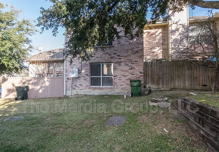 3904 Brandon Park Dr — Photo 24