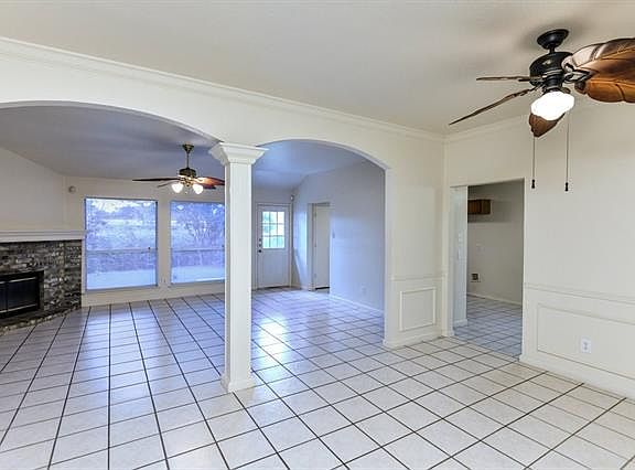 4th image of 1507 Trevino Dr