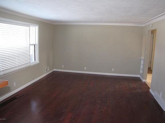 2nd image of 14298 James St