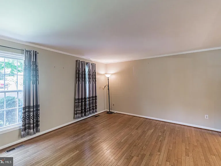 4283 Country Squire Ln — Photo 17