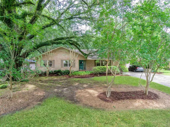 9365 S Riveroaks Dr, Baton Rouge, LA 70815