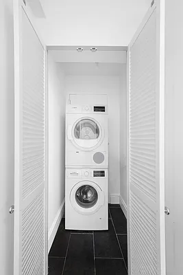 Rented by Stonehenge NYC LLC | media 4