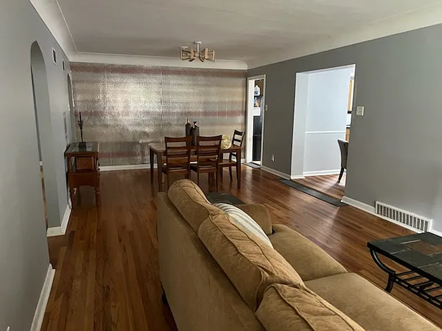 3 bed, 2.5 bath, 1580 sqft, $2,600 — Photo 4