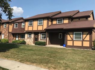 341 Wrexham Ln APT 103, Maumee, OH 43537