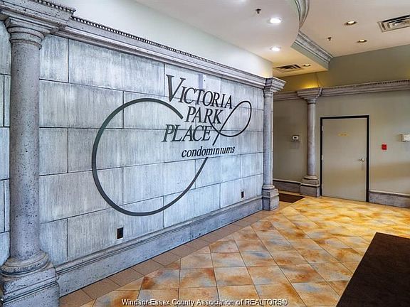 4th image of 150 Park St W #702