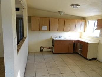 2nd image of 2027 Balboa Ave
