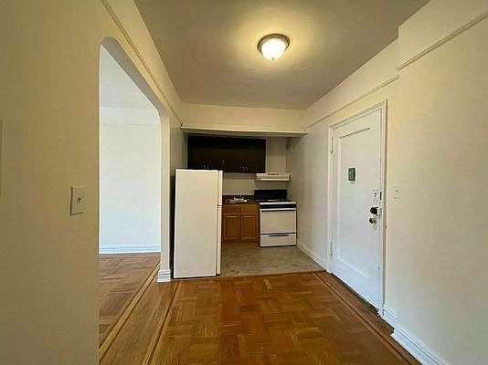 5th image of 64-21 Booth St #66C
