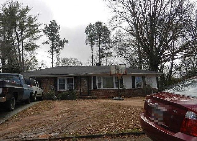 1st image of 732 Magness Dr