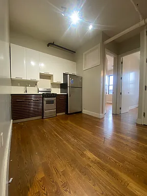 Rented by EXR | media 2