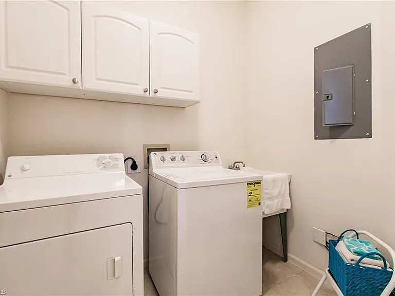 3940 Deer Crossing Ct #4-203 — Photo 39