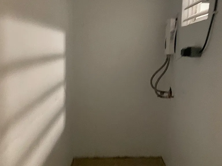 Unit Photo
