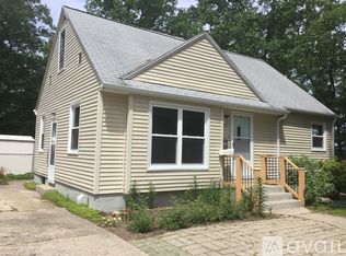 2318 Mills Ave, Muskegon, MI 49445