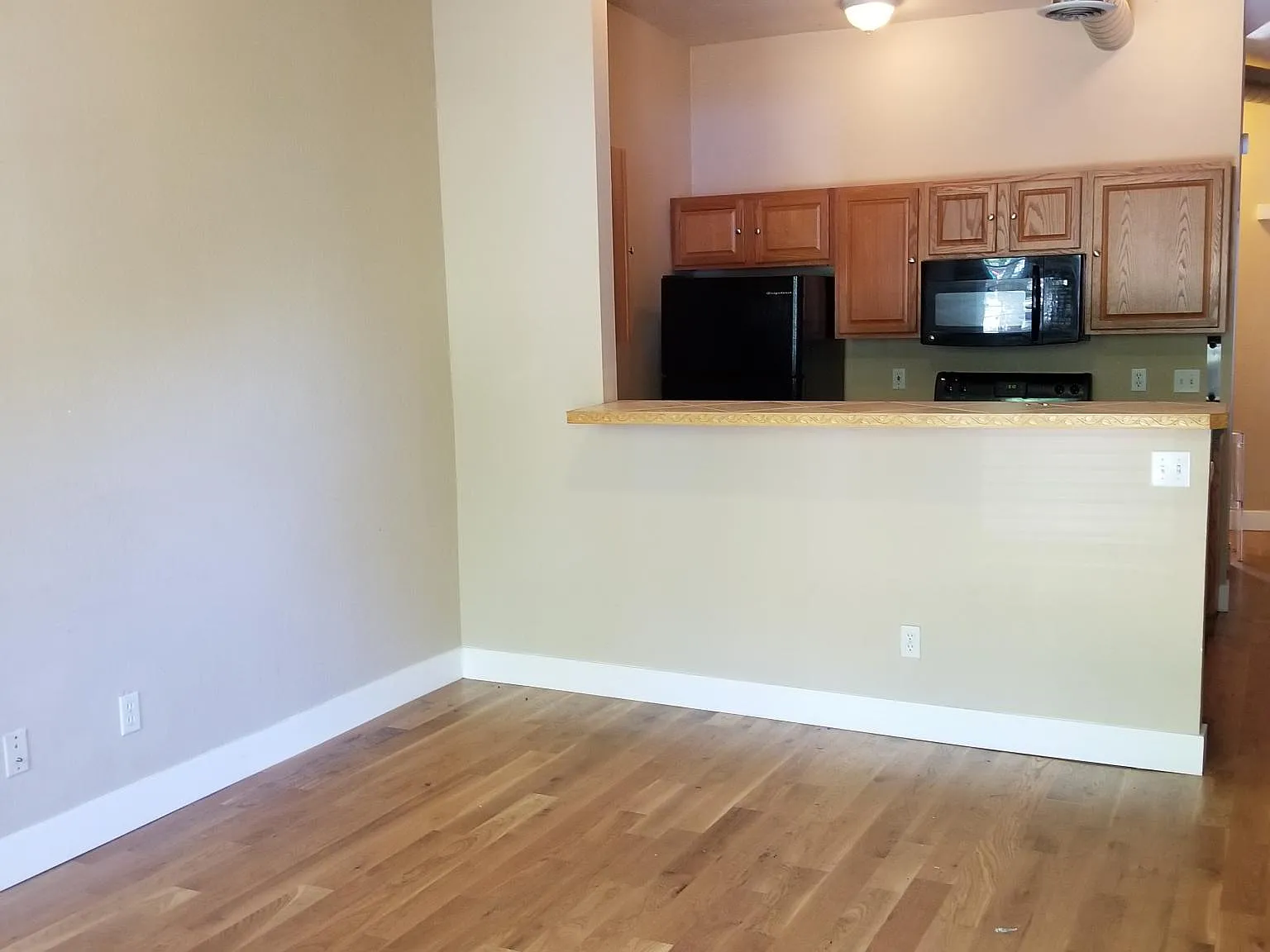 1 bed, 650 sqft, $1,650 — Photo 3