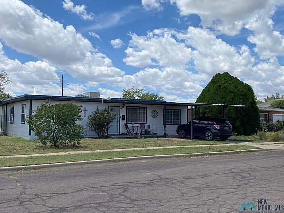 2nd image of 1721 N Penasco Dr