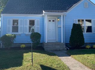 189 Bloomfield St, Pawtucket, RI 02861