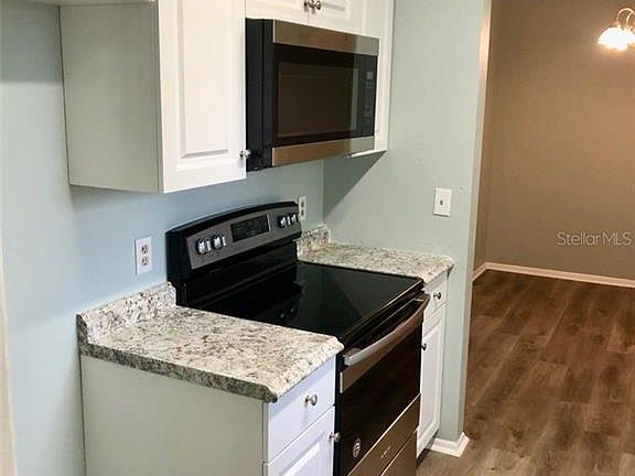 5th image of 438 Honey Bee Ln