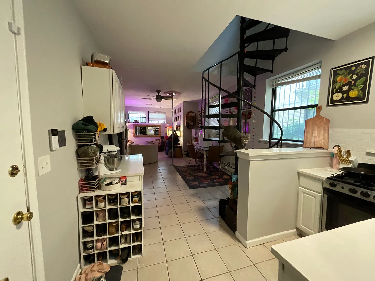 2 bed, $2,000 — Photo 2