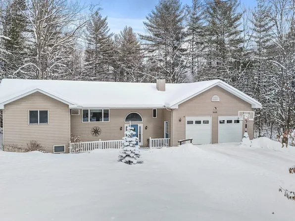 1669 Melody Ln, Interlochen, MI 49643