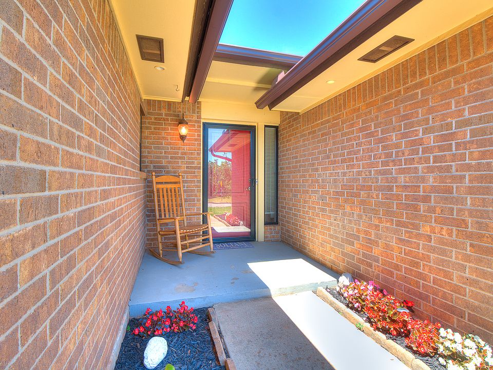 1st image of 6117 Westpark Dr