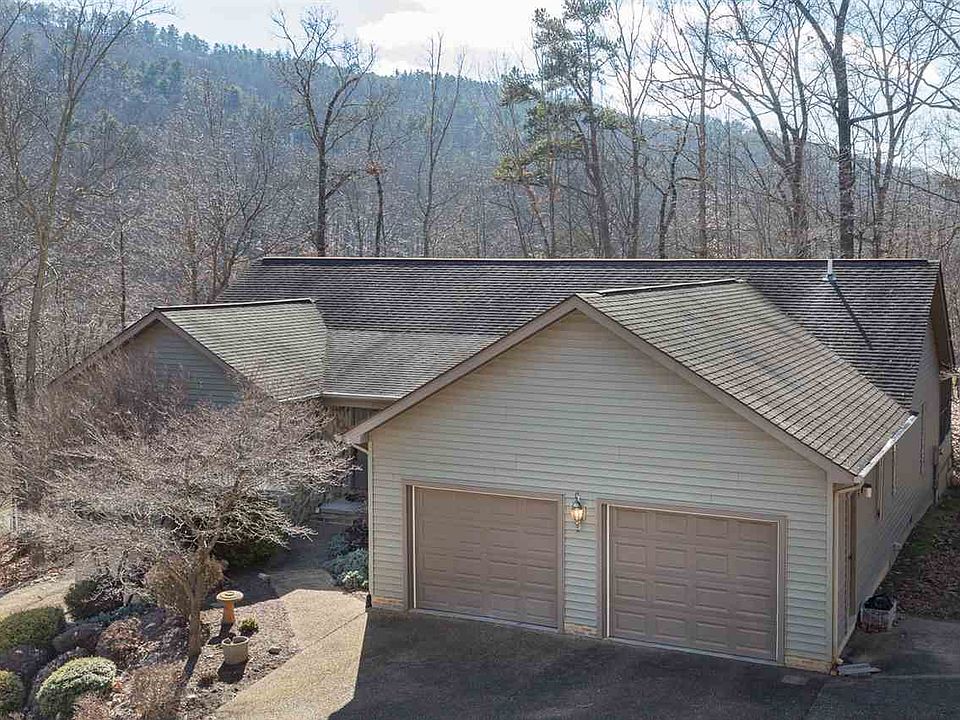 1st image of 312 Grouse Dr