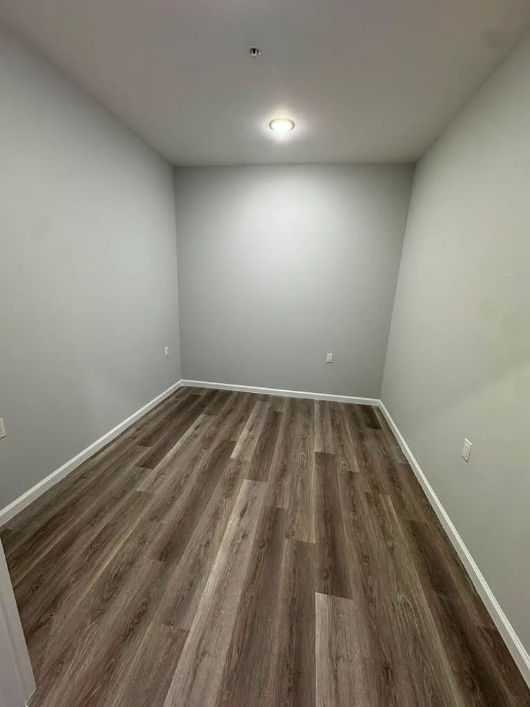 1 bed, $2,000 — Photo 4