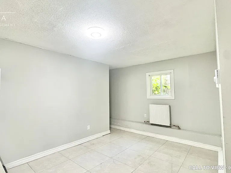 457 King St E #3 — Photo 1
