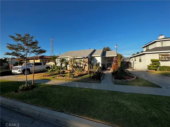 7621 Allengrove St, Downey, CA 90240