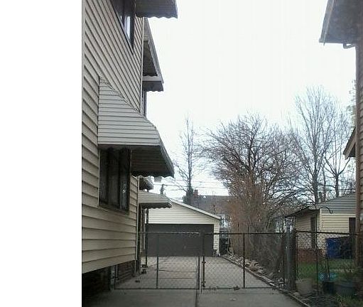 5th image of 12115 Buckingham Ave