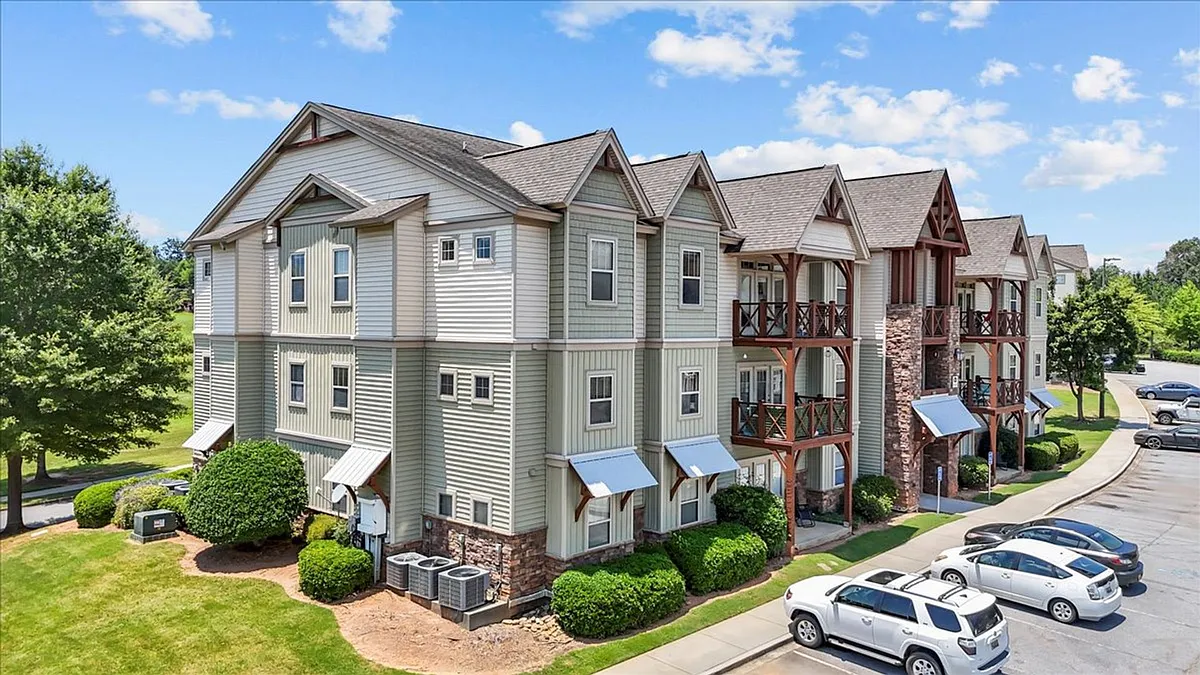 Building Photo - 1613 Muscovy Way
