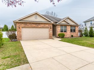 1811 Chessington Cir, Crown Point, IN 46307